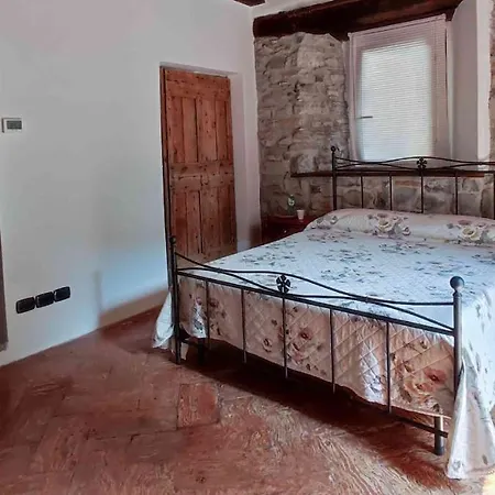 La Curt Del Boeff Nocleg ze śniadaniem Lasnigo